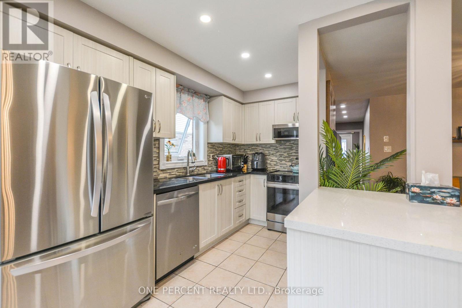 90 Breeze Drive, Bradford West Gwillimbury (Bradford), Ontario  L3Z 3A5 - Photo 17 - N13853000