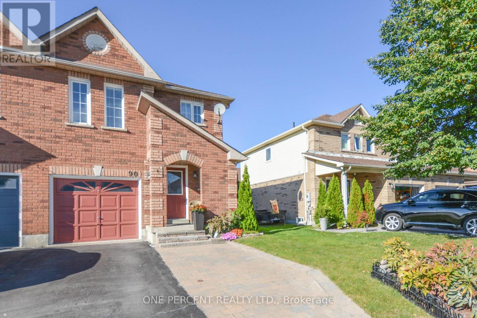 90 Breeze Drive, Bradford West Gwillimbury (Bradford), Ontario  L3Z 3A5 - Photo 2 - N13853000