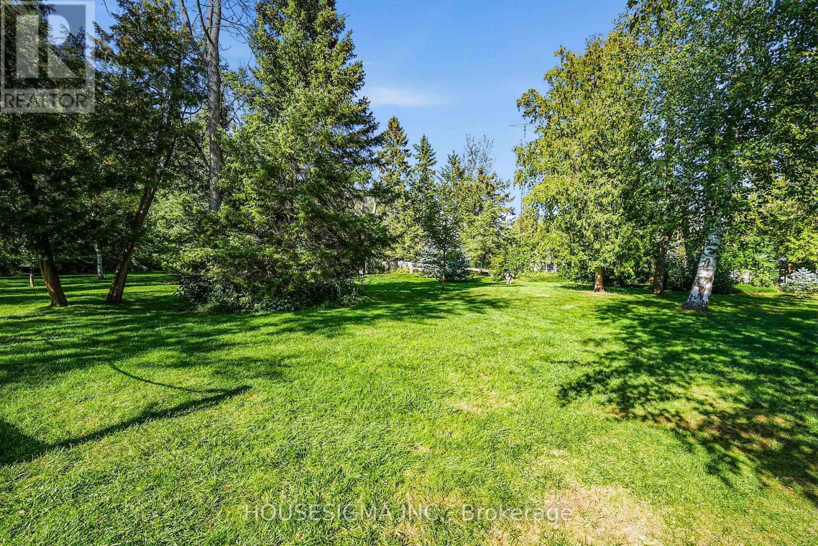 60 Robert Street S, Wasaga Beach, Ontario  L9Z 2Y2 - Photo 23 - S13853470
