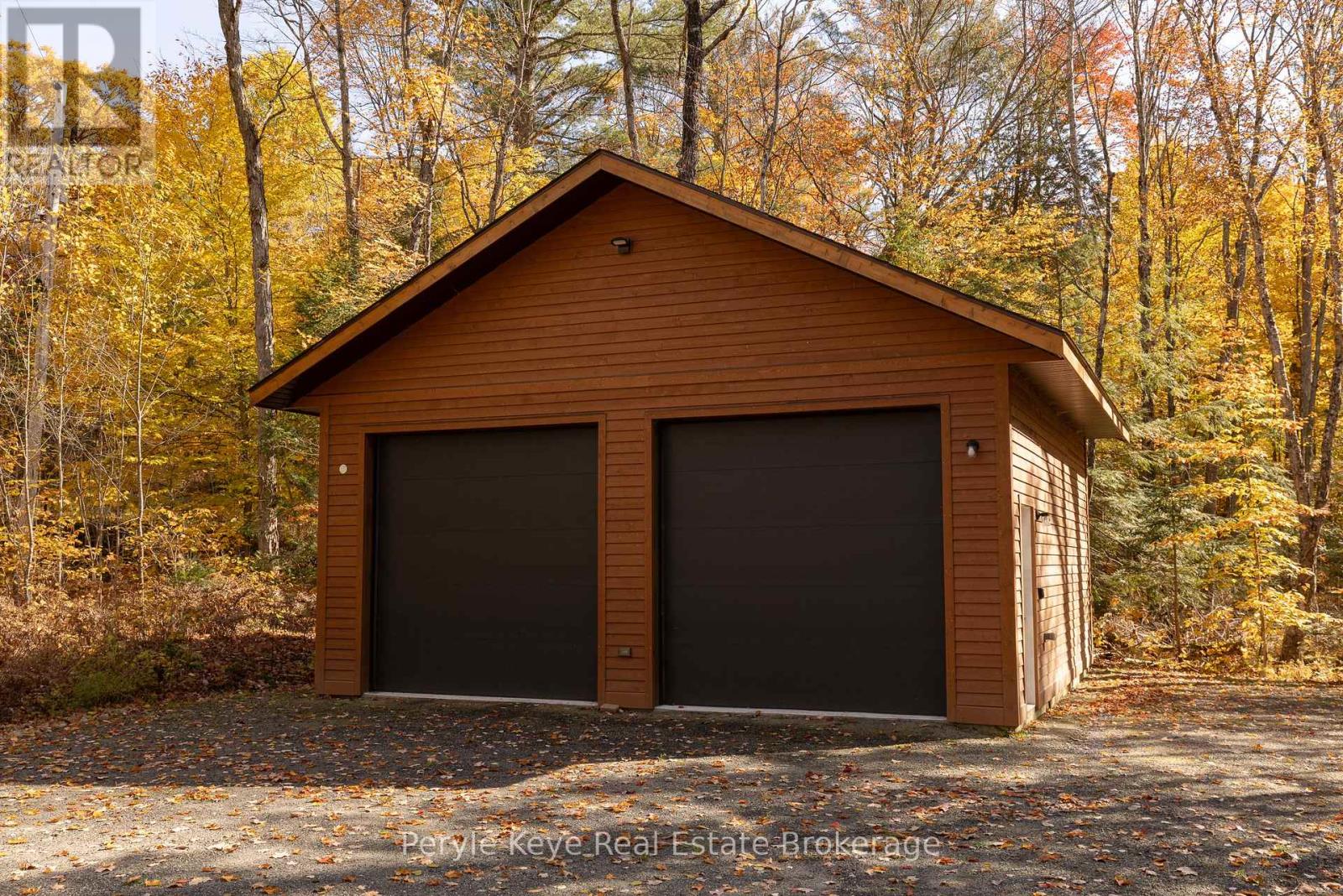 1042 S Menominee Lake Road, Lake Of Bays, Ontario  P0B 1A0 - Photo 40 - X13853010