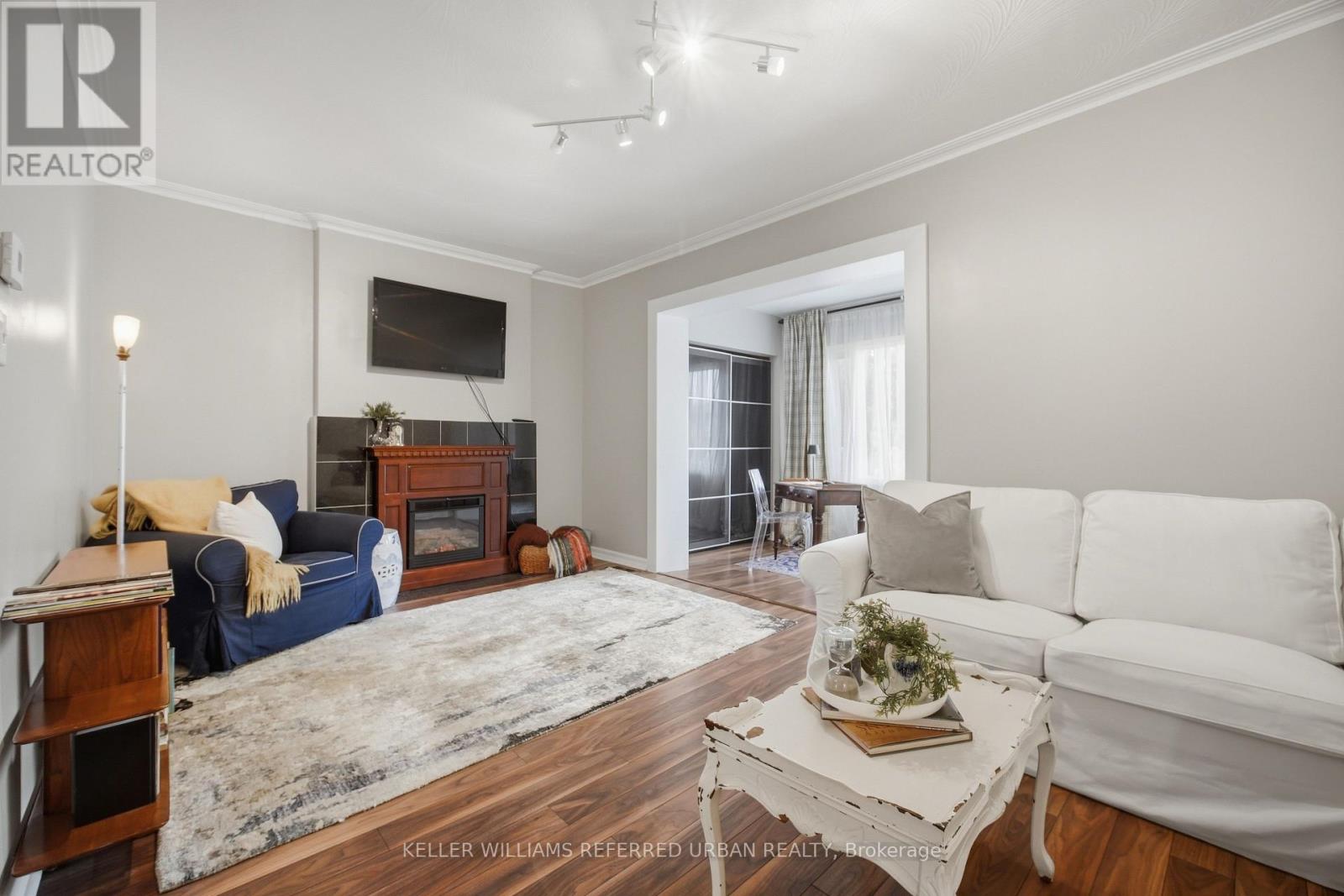 53 Bowie Avenue, Toronto, Ontario  M6E 2P4 - Photo 6 - W13853026