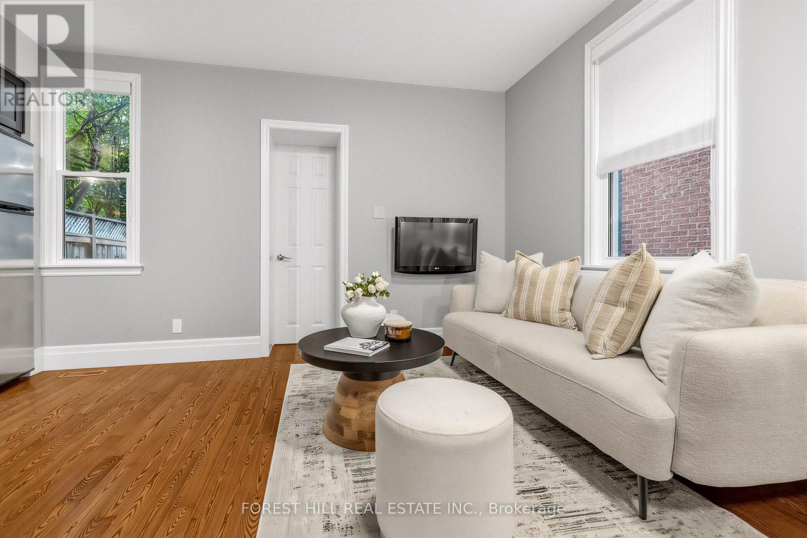 71 Emerson Avenue, Toronto, Ontario  M6H 3S7 - Photo 26 - W13853324