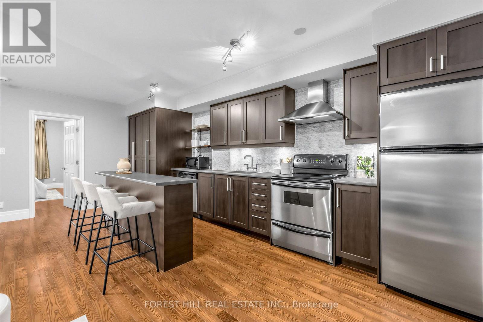 71 Emerson Avenue, Toronto, Ontario  M6H 3S7 - Photo 31 - W13853324