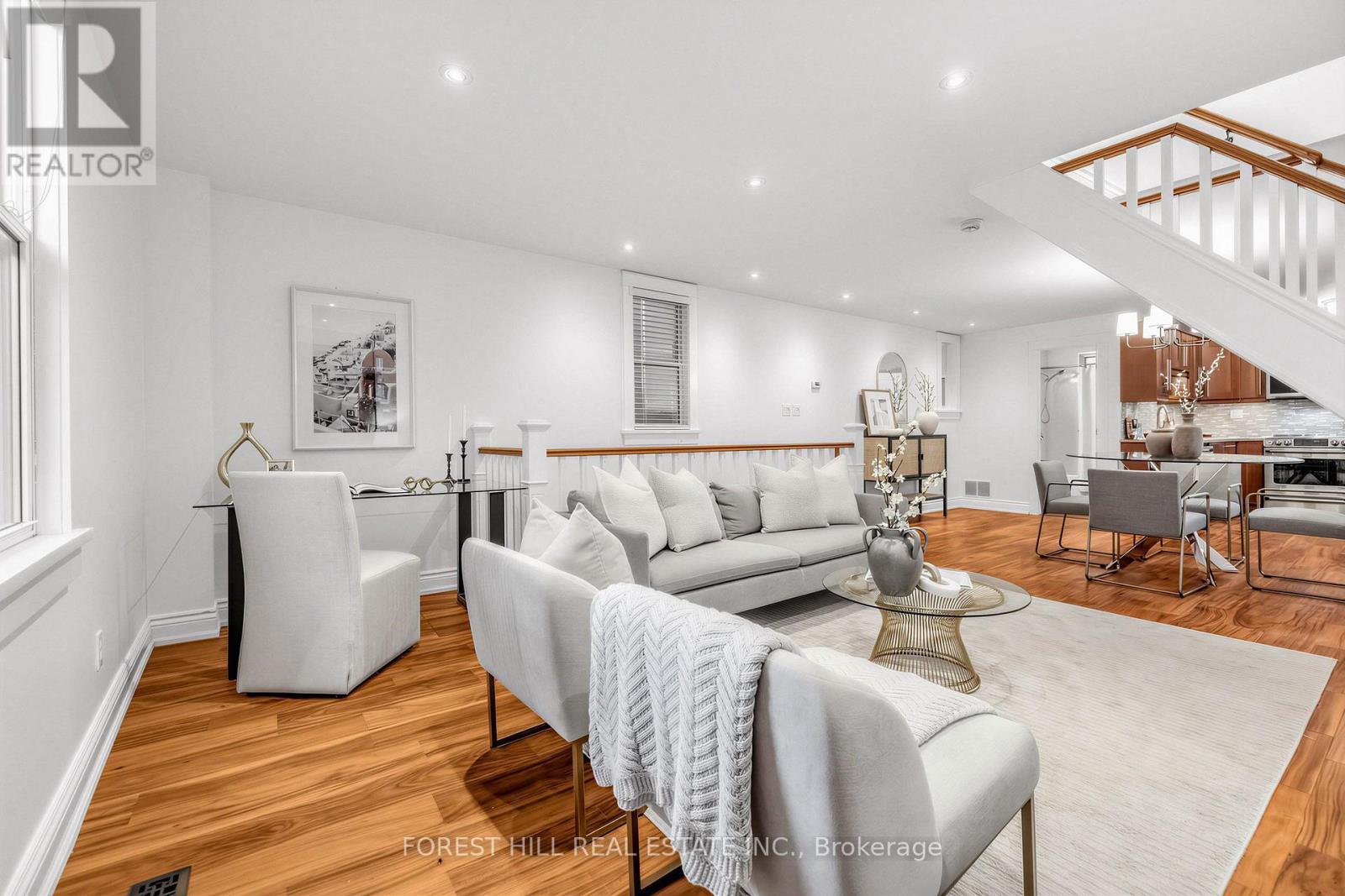 71 Emerson Avenue, Toronto, Ontario  M6H 3S7 - Photo 7 - W13853324