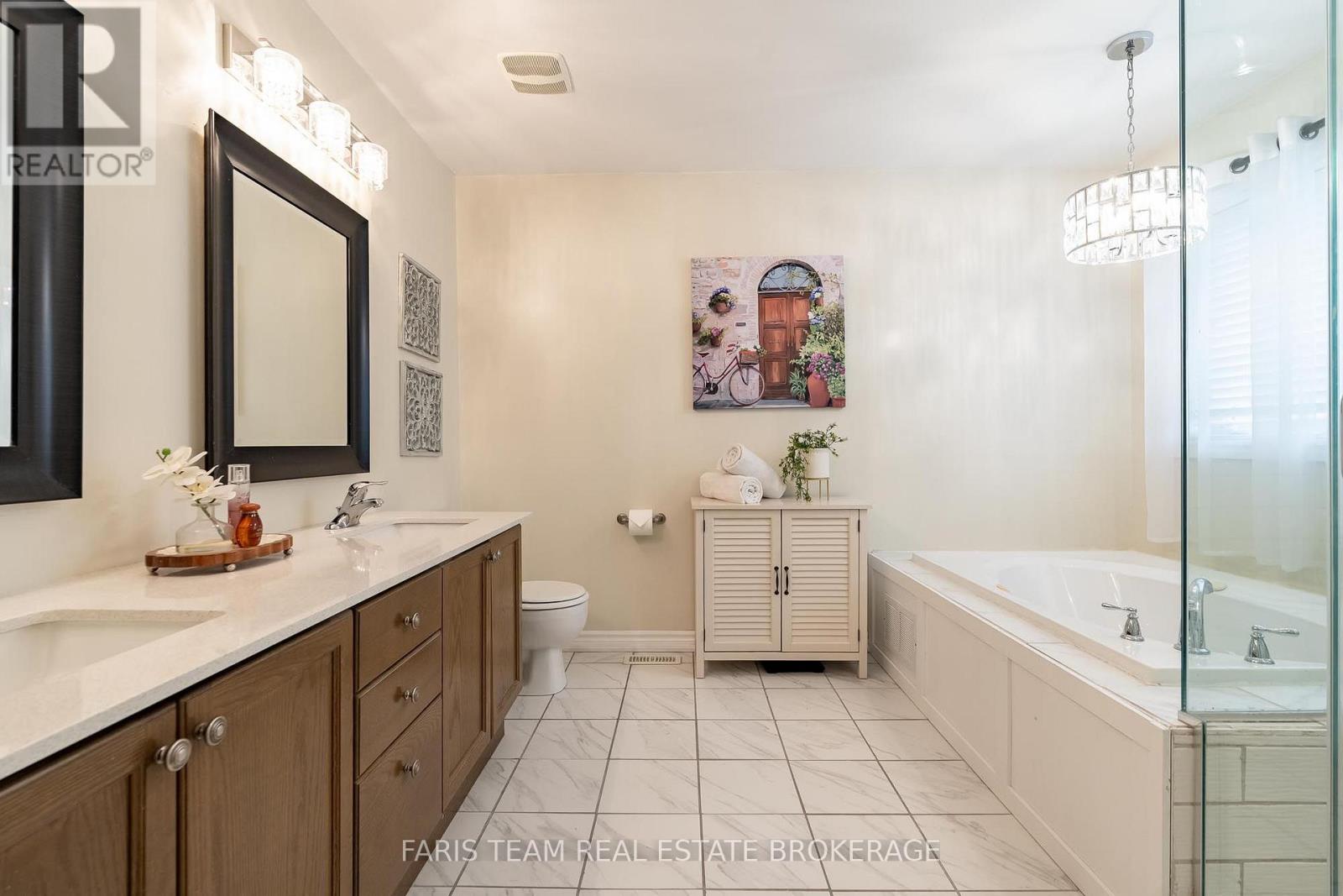 57 Spotted Owl Crescent, Brampton, Ontario  L7A 0K1 - Photo 15 - W13853344