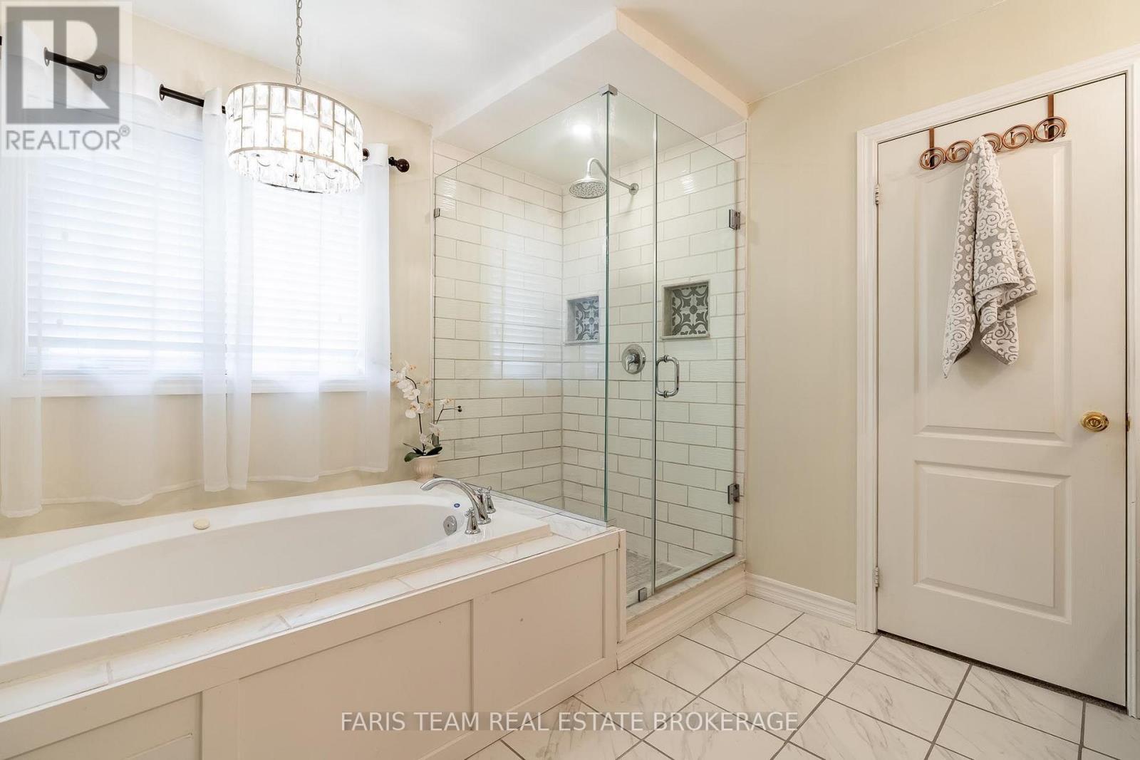57 Spotted Owl Crescent, Brampton, Ontario  L7A 0K1 - Photo 16 - W13853344