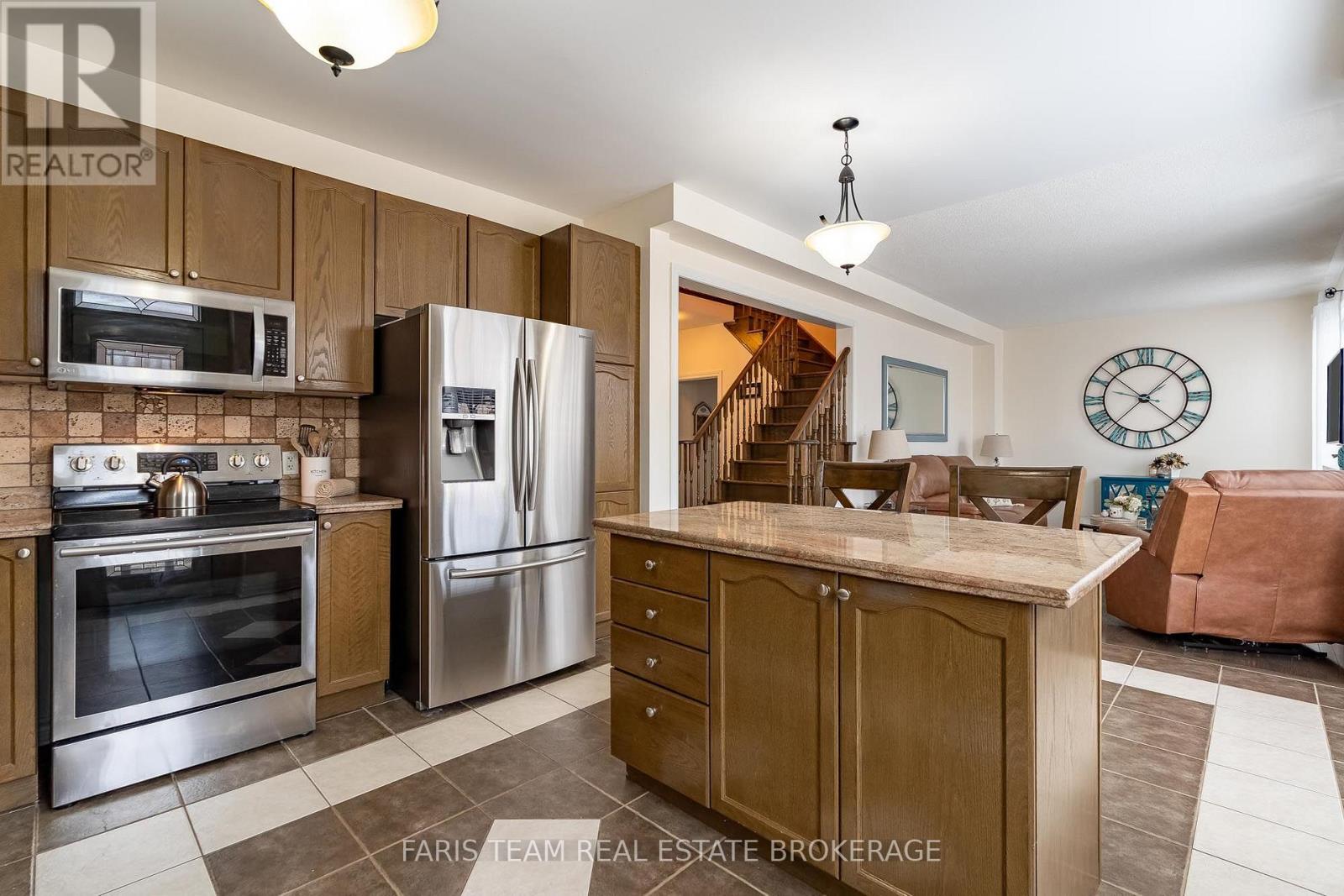 57 Spotted Owl Crescent, Brampton, Ontario  L7A 0K1 - Photo 7 - W13853344