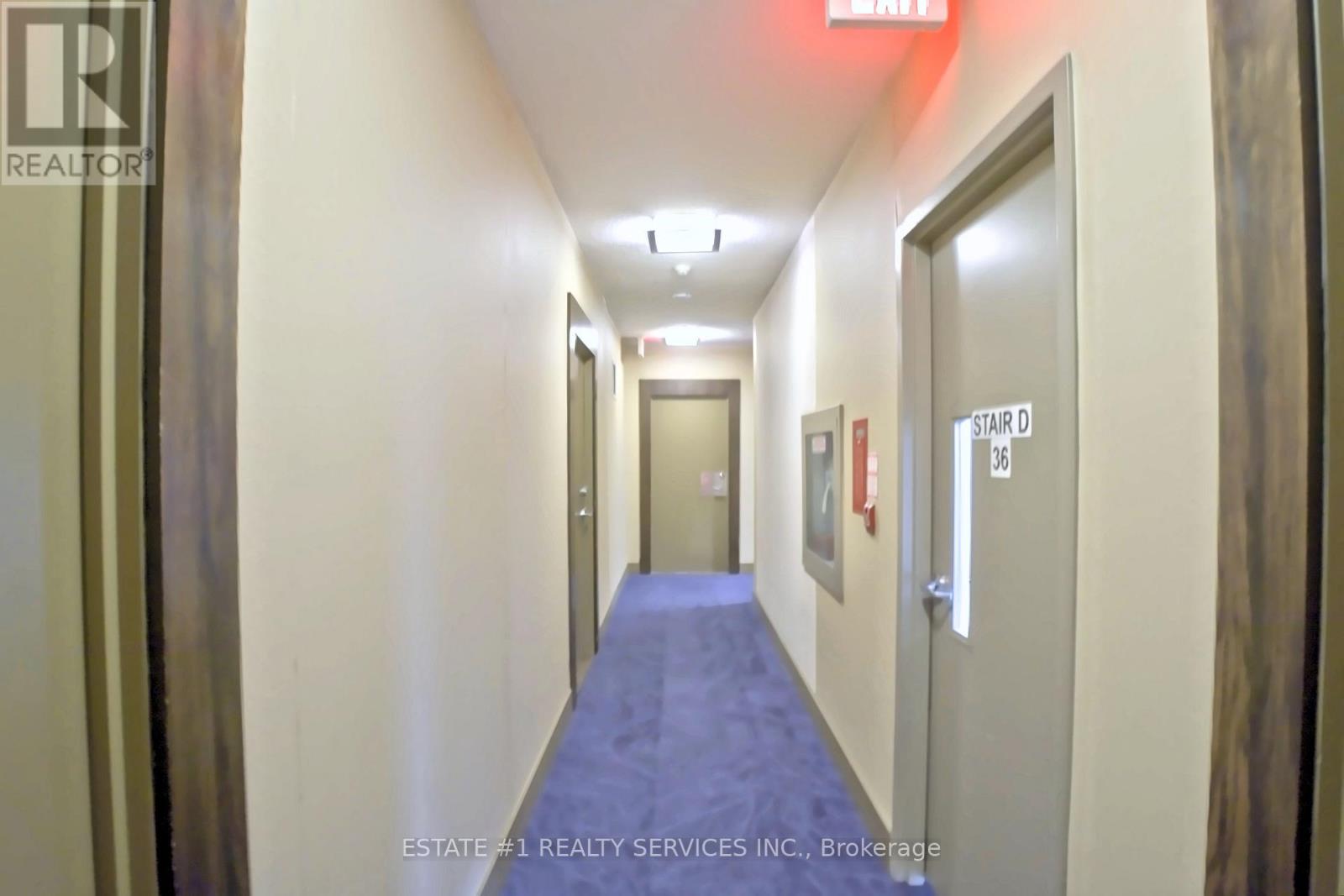 Lph2 - 4065 Brickstone Mews, Mississauga, Ontario  L5B 0G3 - Photo 4 - W13850510