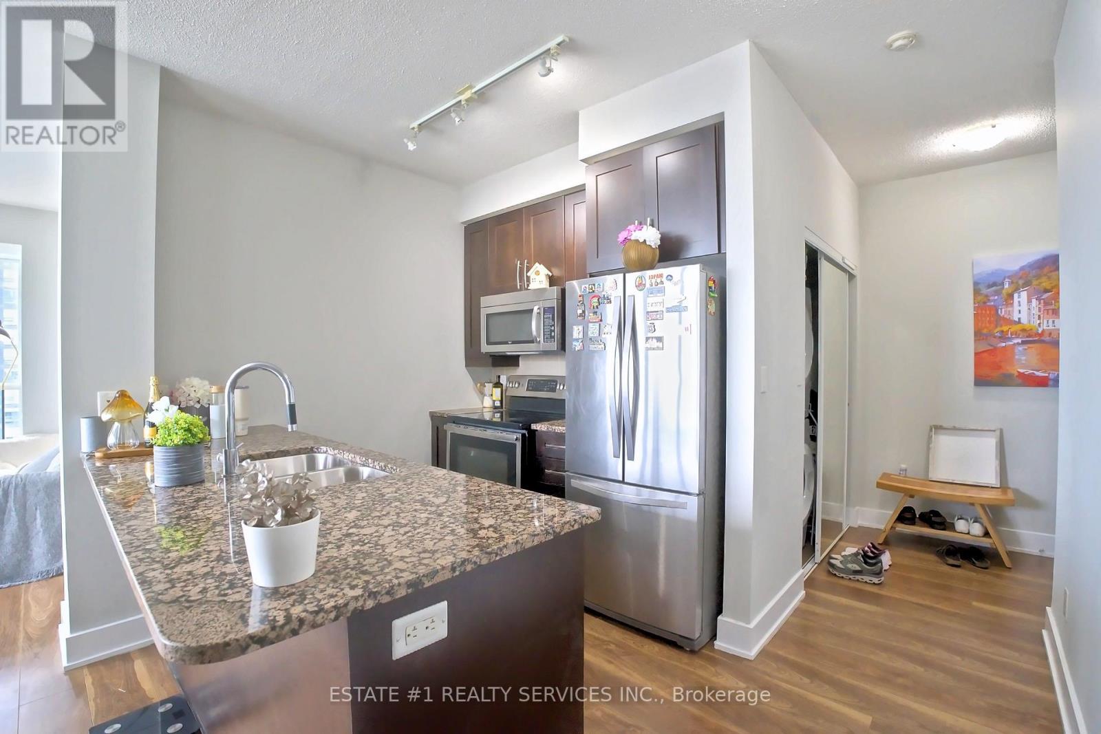 Lph2 - 4065 Brickstone Mews, Mississauga, Ontario  L5B 0G3 - Photo 8 - W13850510