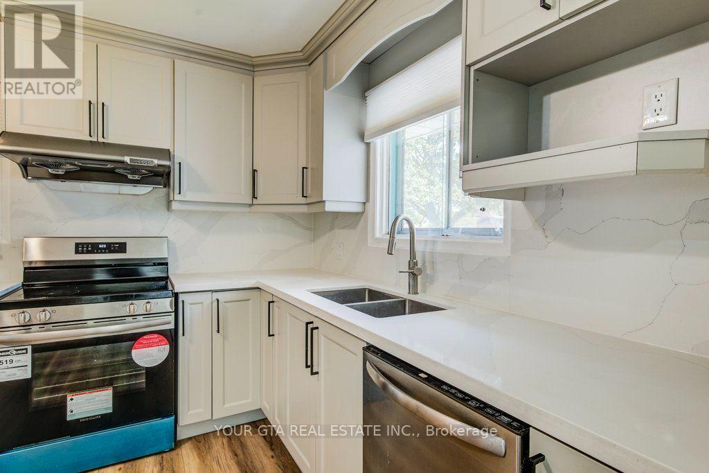 102 Massey Avenue, Kitchener, Ontario  N2C 1M5 - Photo 7 - X13853362