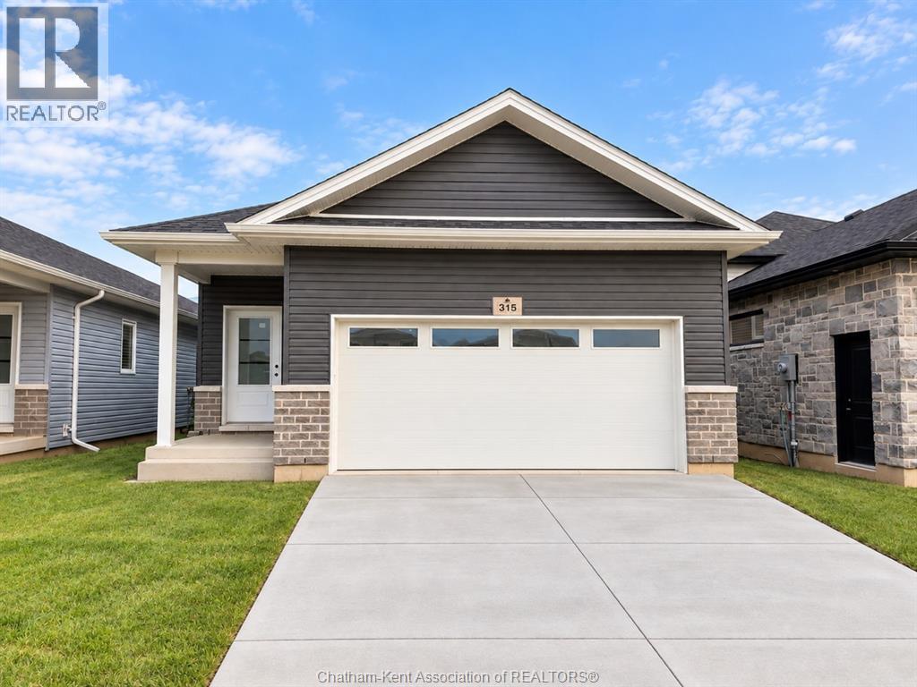 315 IRONWOOD TRAIL, Chatham, Ontario