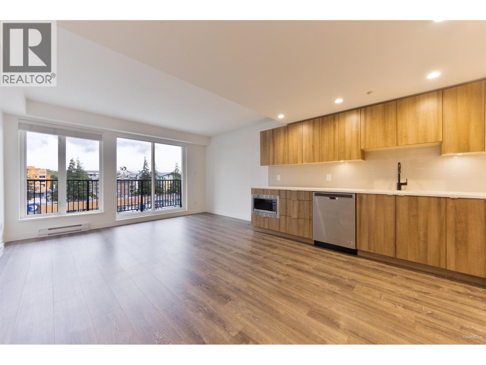 403 1365 Pemberton Avenue, Squamish, British Columbia  V8B 1B7 - Photo 11 - R3171390