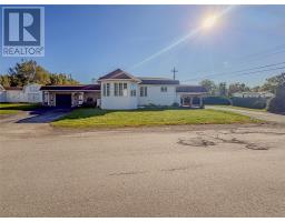 2 Millers Avenue, Roberts Arm, Newfoundland & Labrador