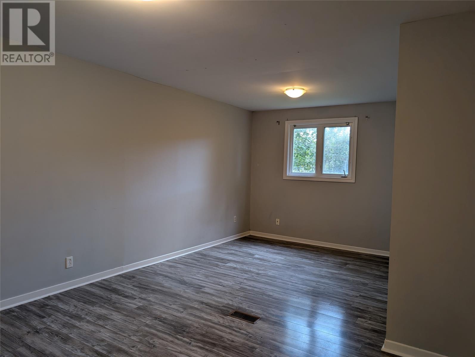 32 DUNDAS Street, ST. JOHN'S — photo 17