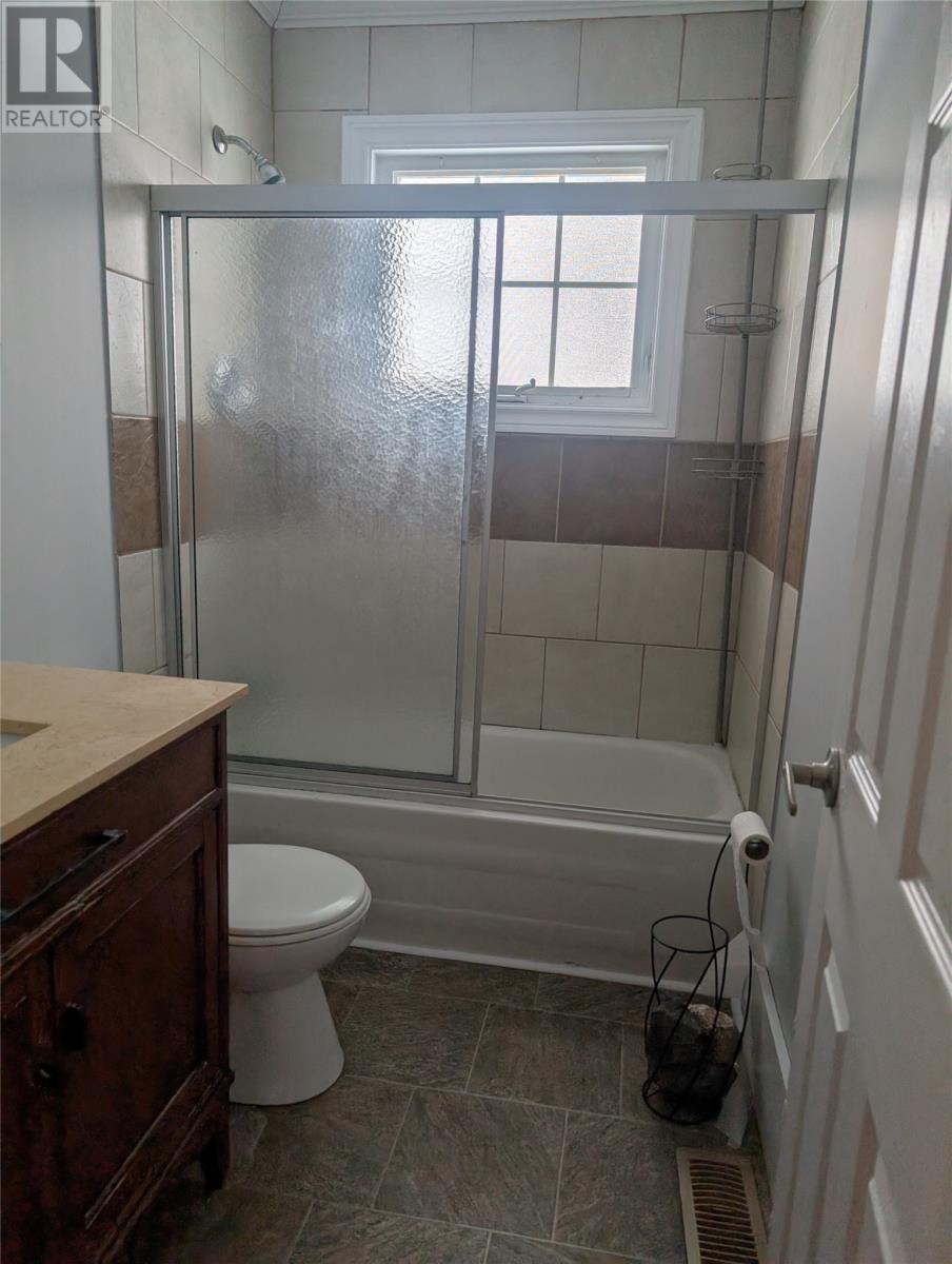 32 DUNDAS Street, ST. JOHN'S — photo 8