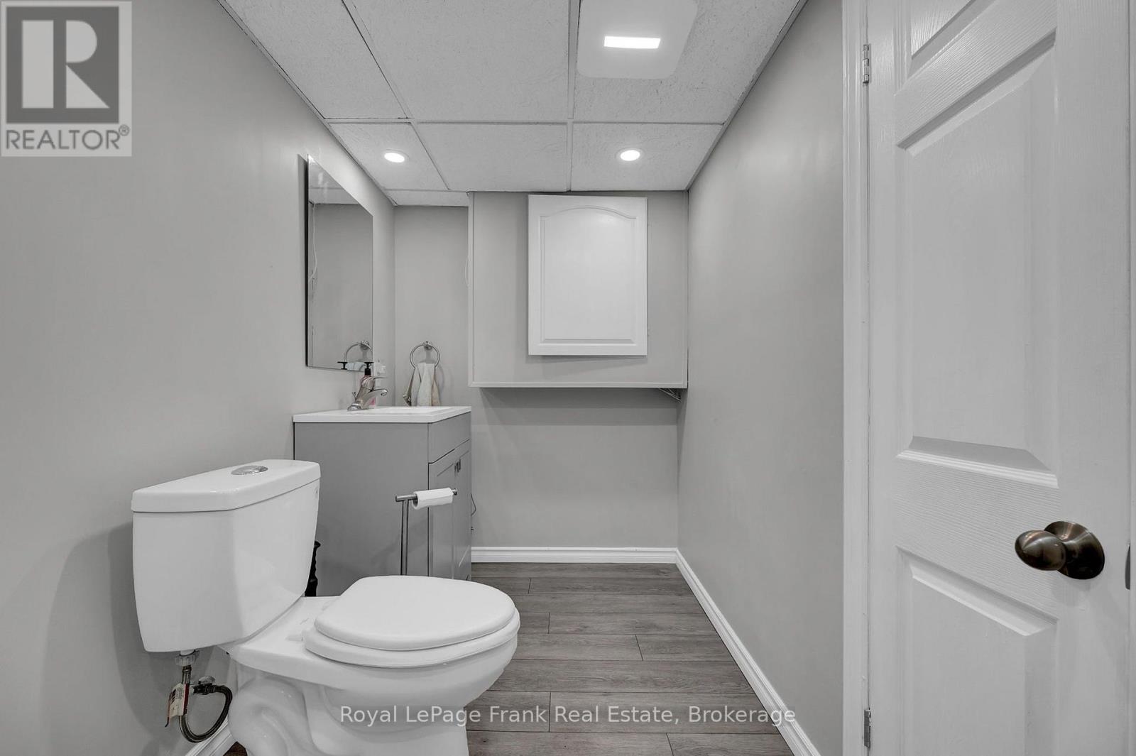 634 Down Crescent, Oshawa, Ontario  L1H 8K4 - Photo 36 - E13853786