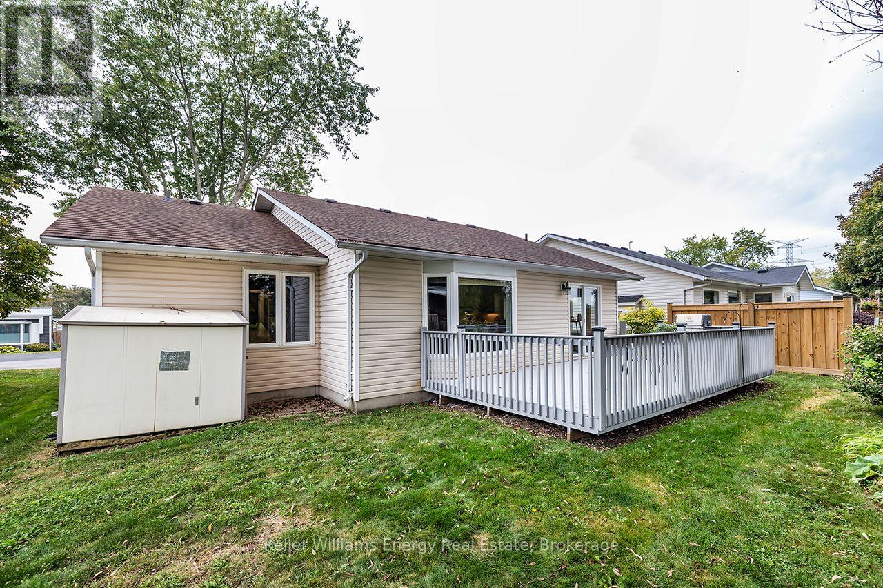 212 Wilmot Trail, Clarington, Ontario  L1B 1B2 - Photo 12 - E13853862