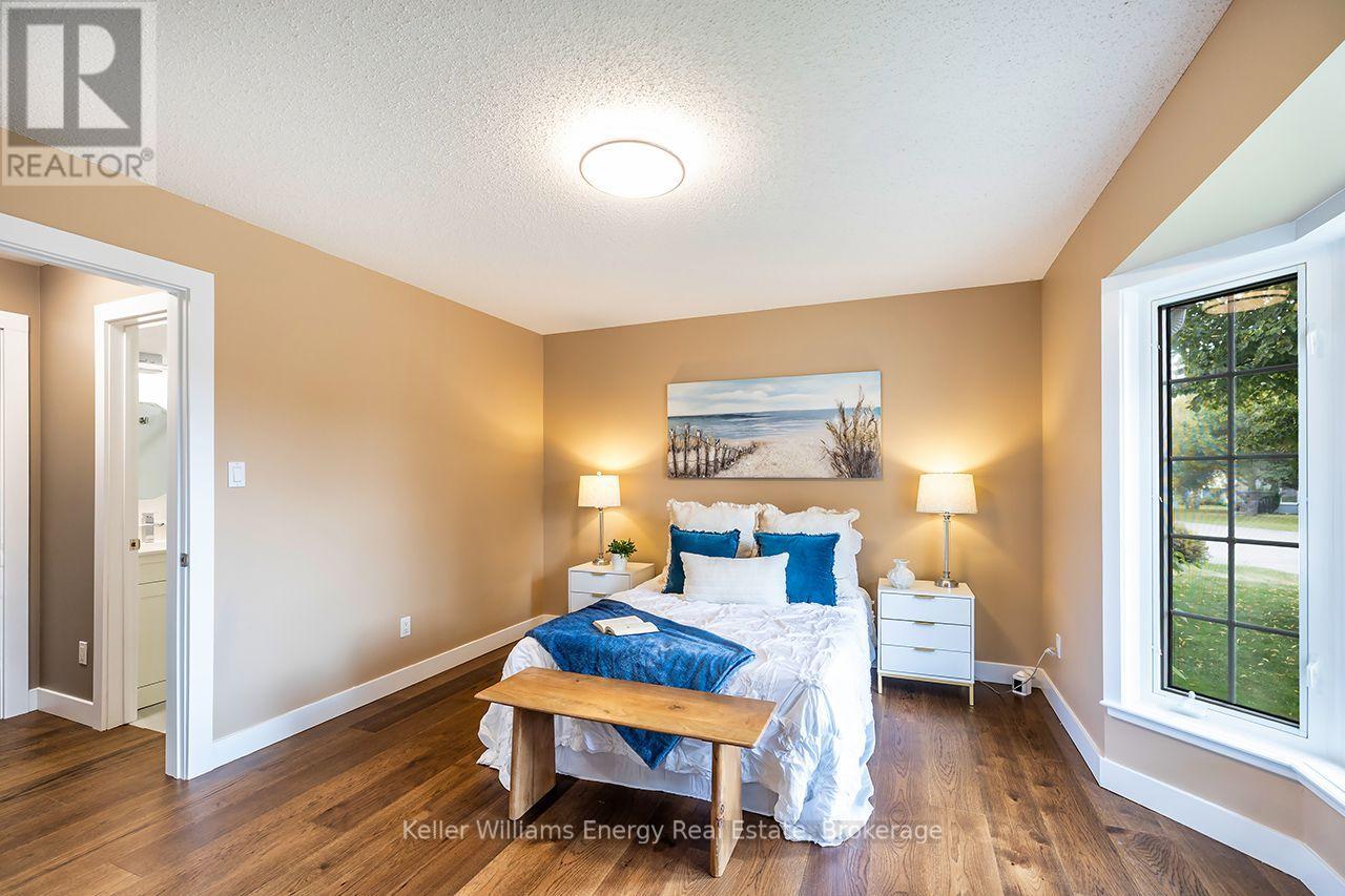 212 Wilmot Trail, Clarington, Ontario  L1B 1B2 - Photo 17 - E13853862