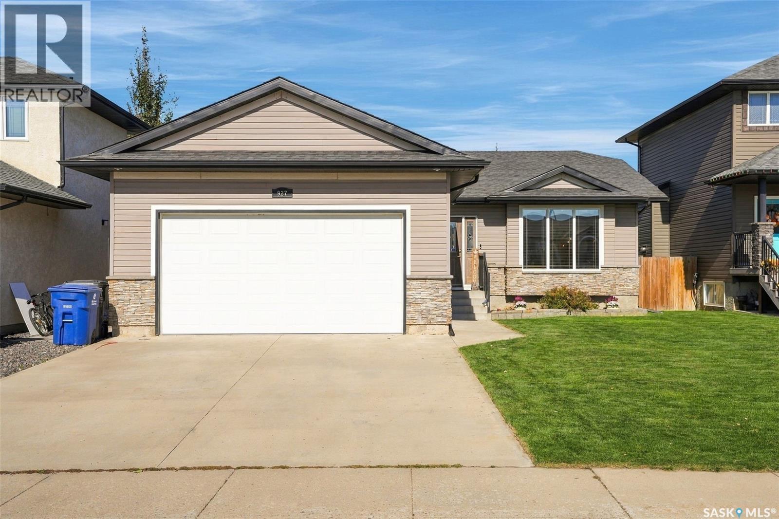 927 Coppermine WAY, martensville, Saskatchewan