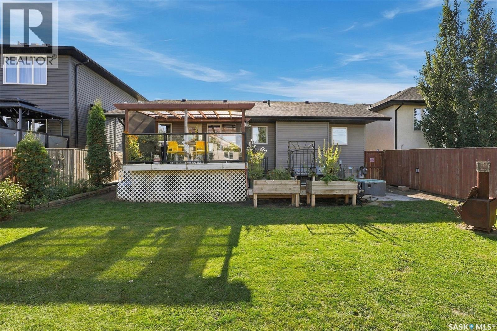 927 Coppermine Way, Martensville, Saskatchewan  S0K 0A2 - Photo 51 - SK050159