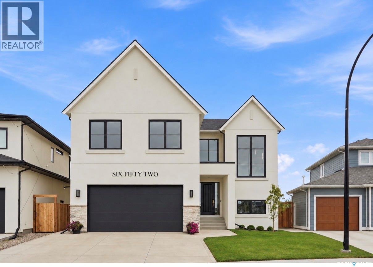 652 Pepper BEND, Saskatoon, Saskatchewan