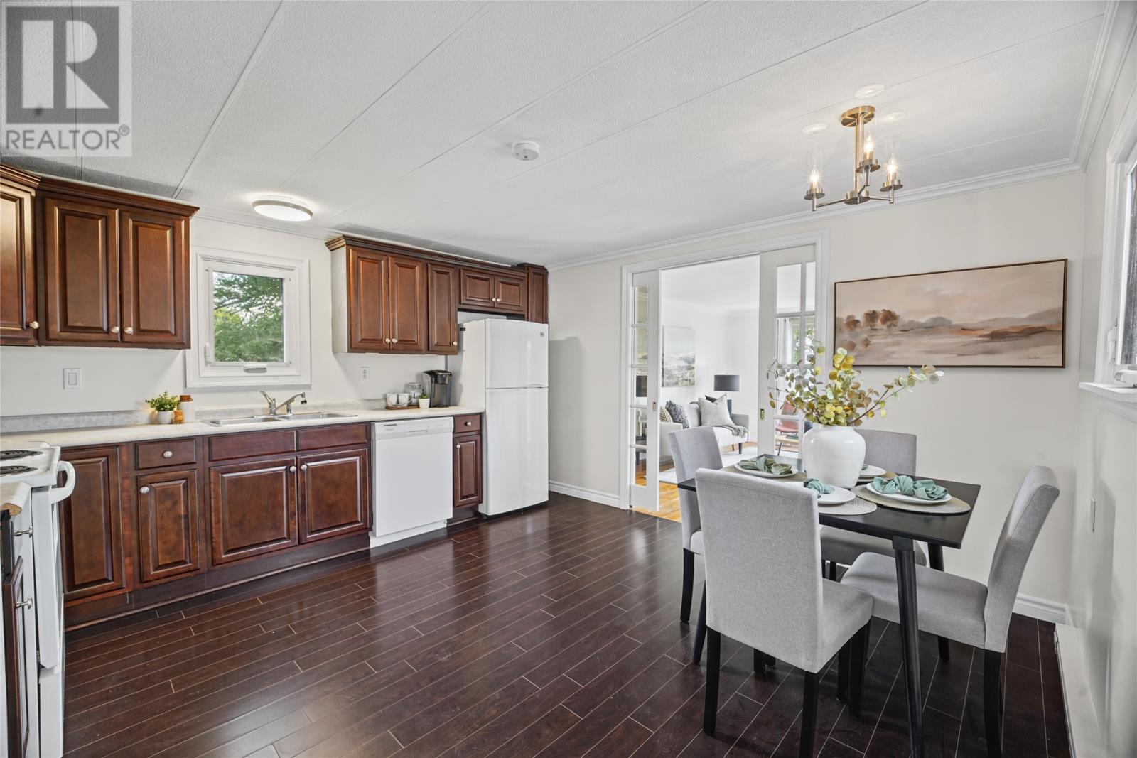 37 Cedar Drive, Paradise — photo 7