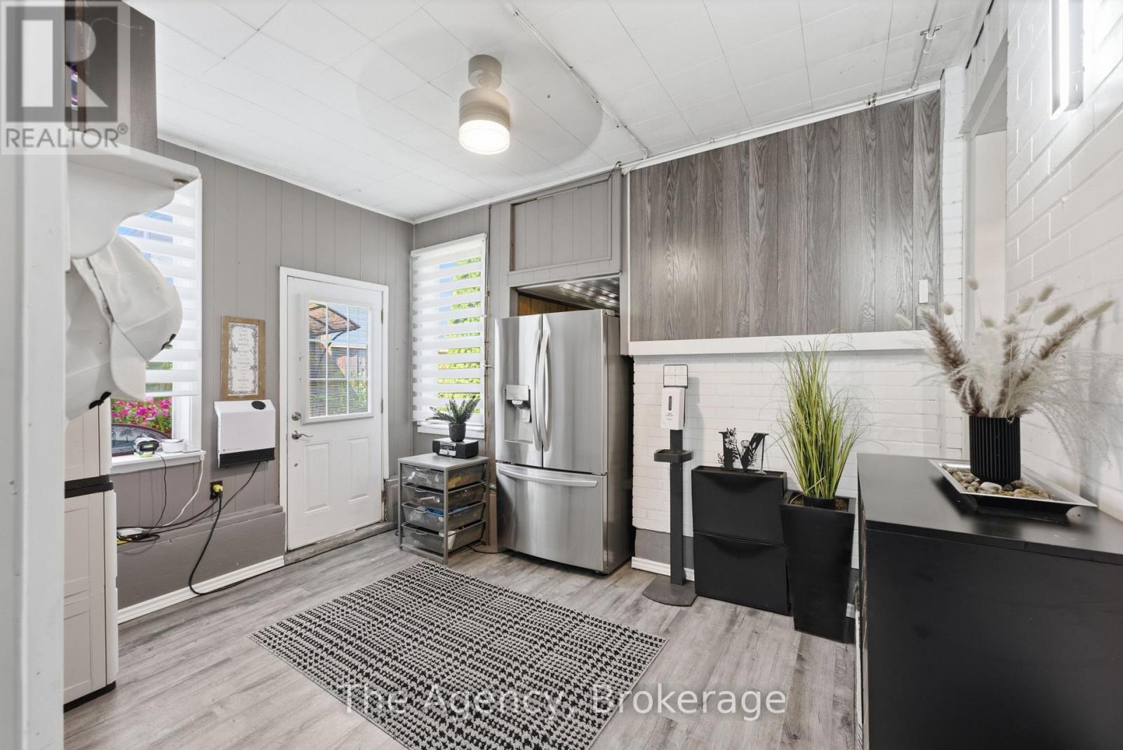 3267 Cattell Drive, Niagara Falls, Ontario  L2G 6N3 - Photo 6 - X13698208