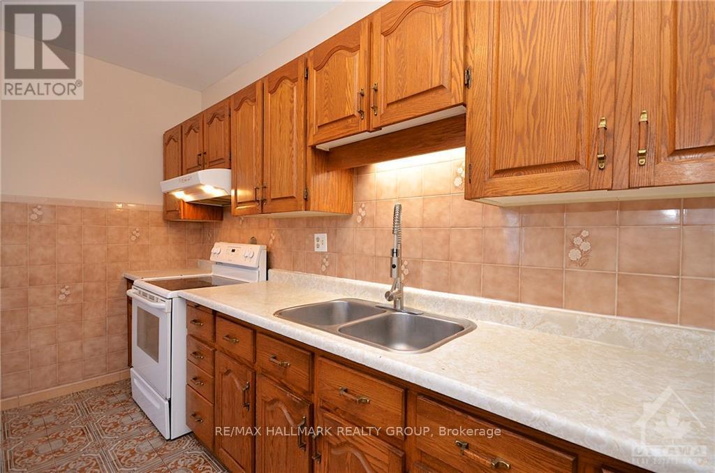 205 Rochester Street, Ottawa, Ontario  K1R 7M7 - Photo 8 - X13853672