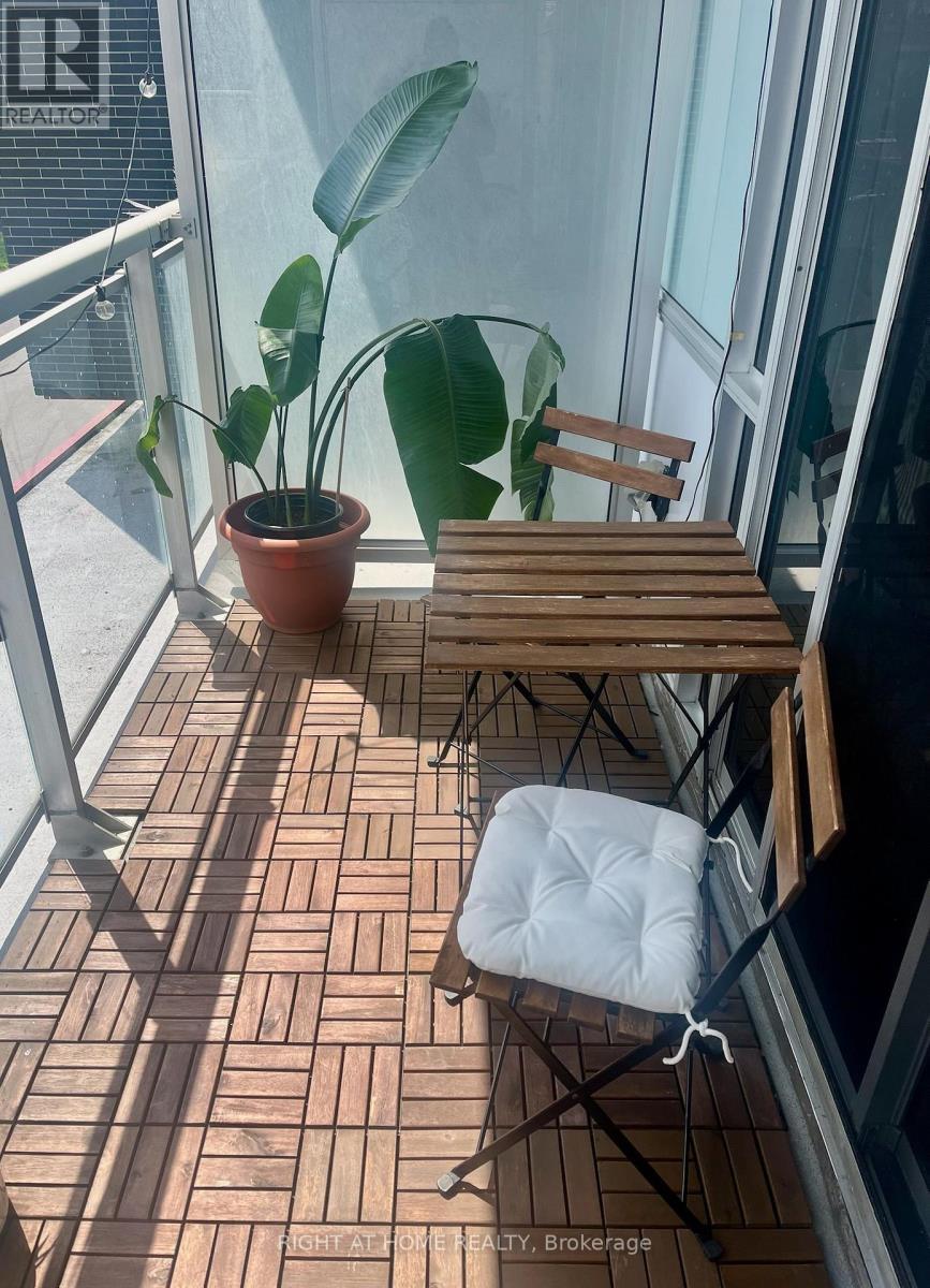 205 - 10 Willison Square, Toronto, Ontario  M5T 0A8 - Photo 15 - C13853716