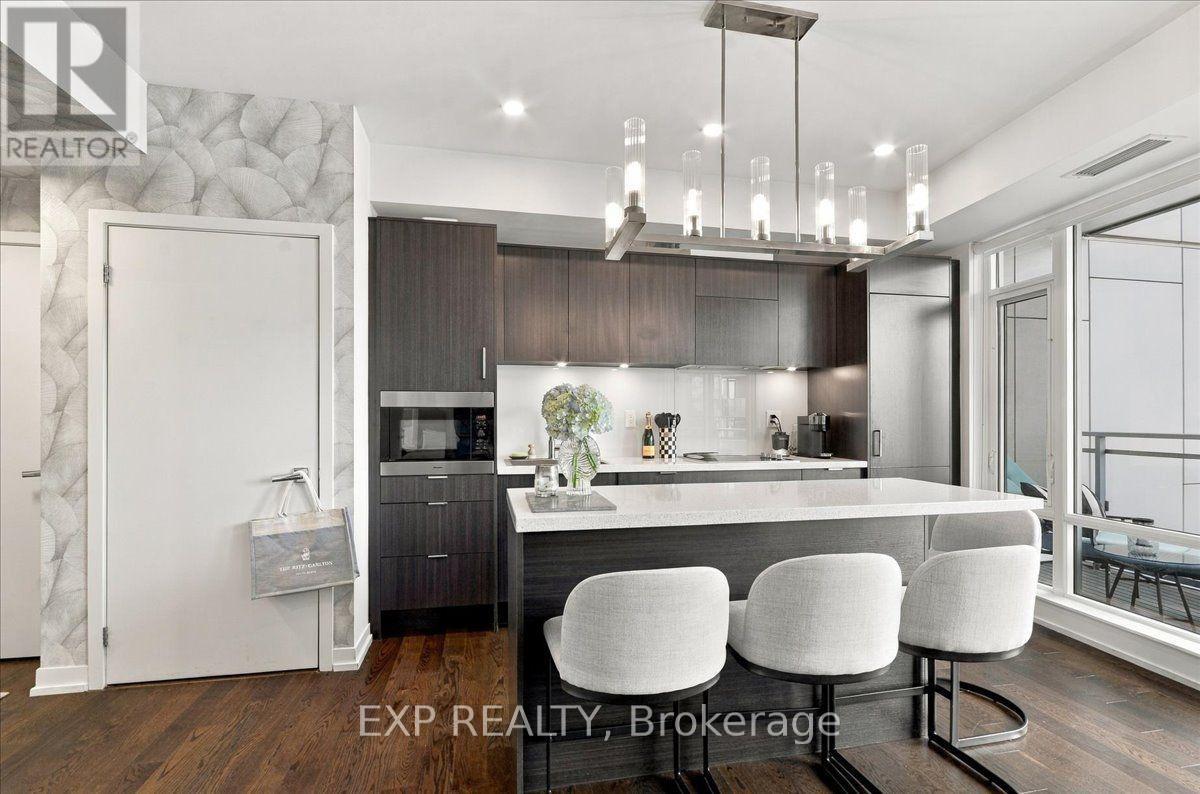 2206 - 21 Widmer Street, Toronto, Ontario  M5V 0B8 - Photo 10 - C13853728