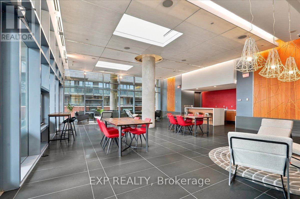2206 - 21 Widmer Street, Toronto, Ontario  M5V 0B8 - Photo 32 - C13853728