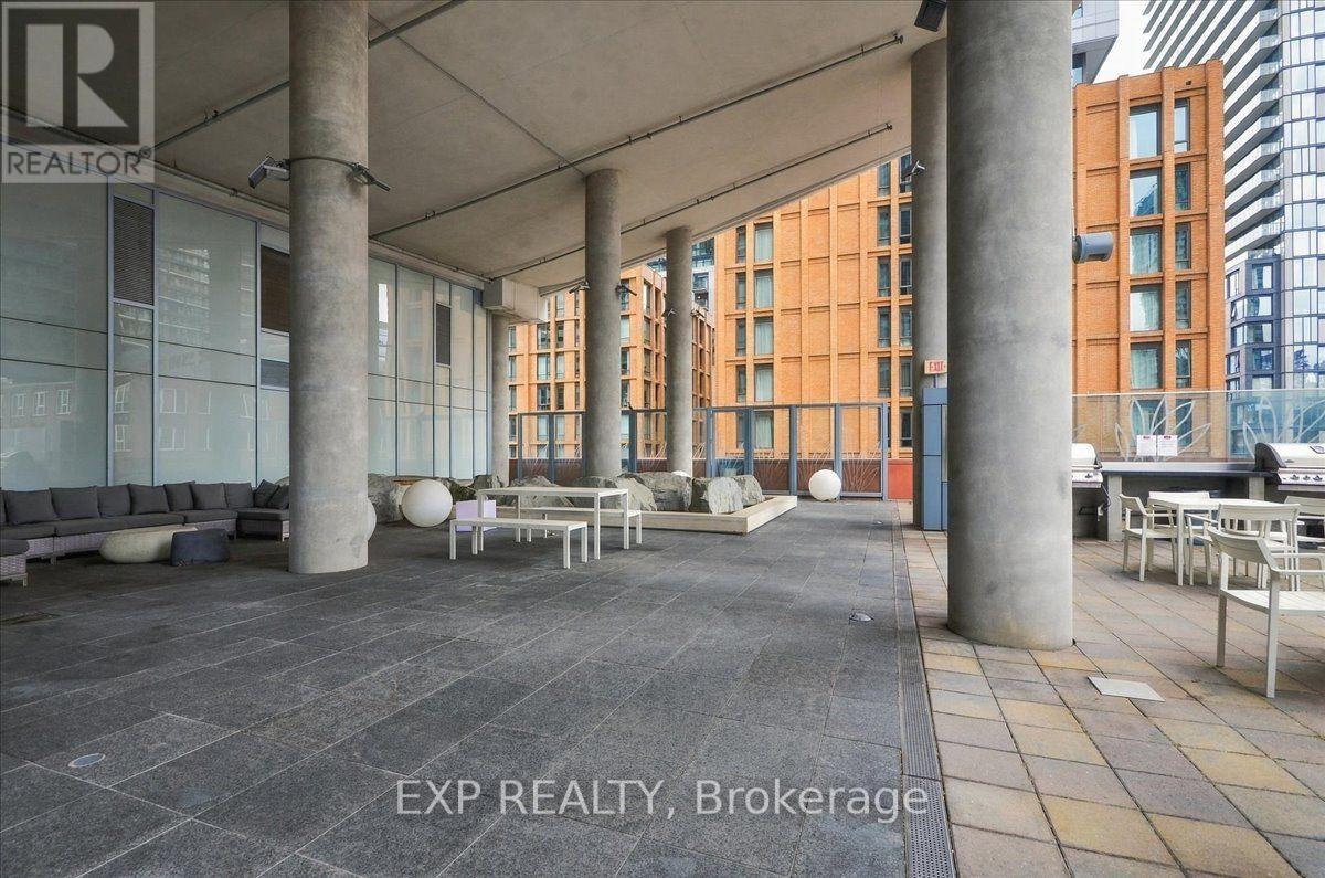 2206 - 21 Widmer Street, Toronto, Ontario  M5V 0B8 - Photo 34 - C13853728