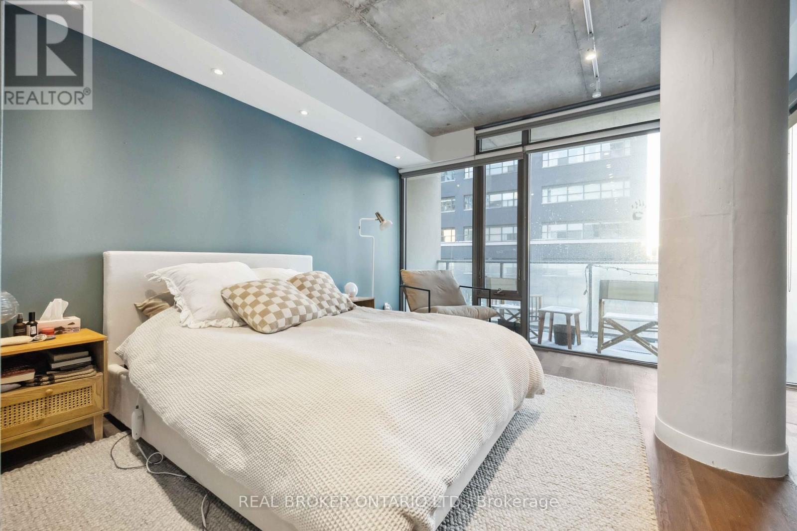 222 - 95 Bathurst Street, Toronto, Ontario  M5V 0H7 - Photo 10 - C13853806