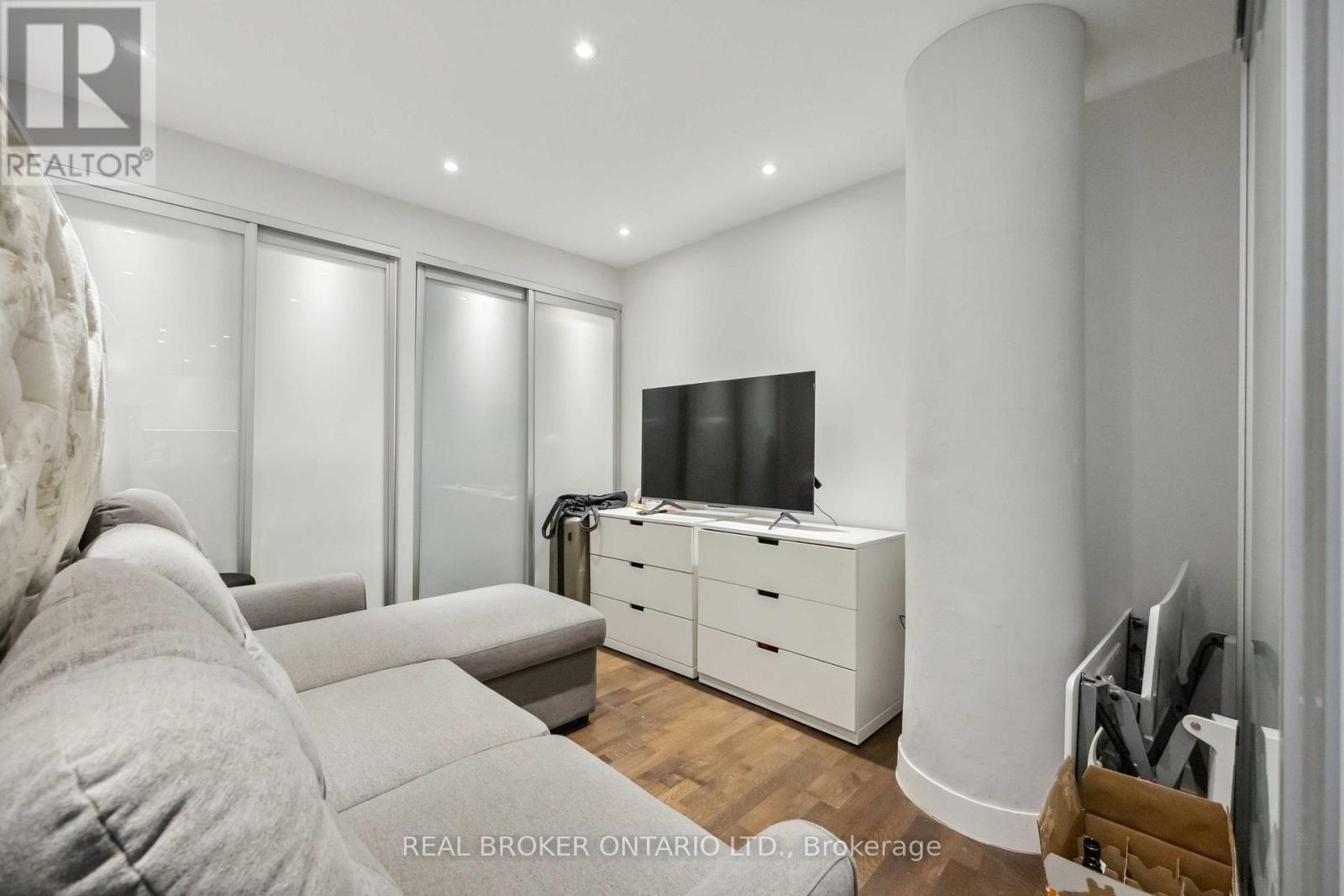222 - 95 Bathurst Street, Toronto, Ontario  M5V 0H7 - Photo 13 - C13853806