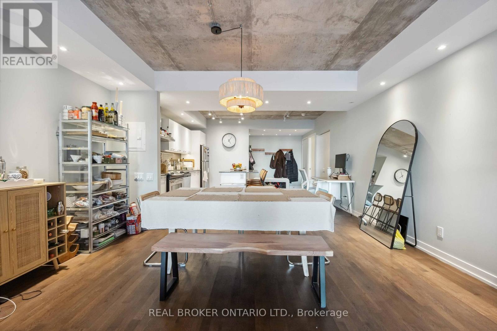 222 - 95 Bathurst Street, Toronto, Ontario  M5V 0H7 - Photo 31 - C13853806