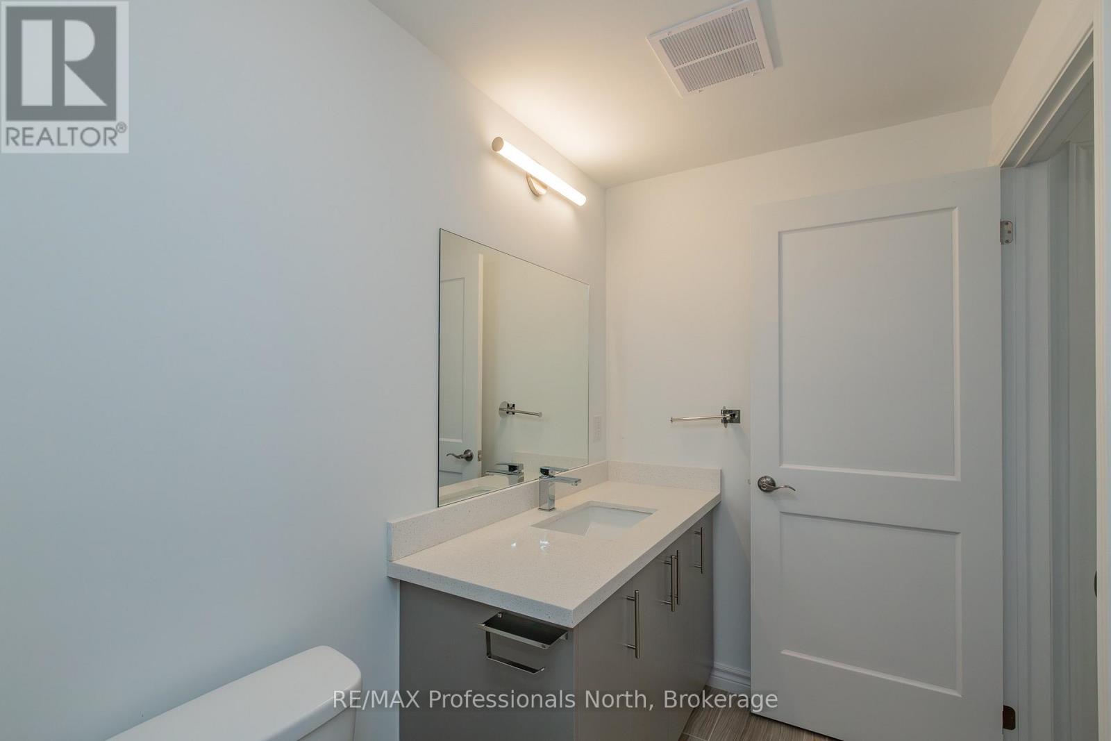104 - 6 Suncrest Lane, Huntsville (Chaffey), Ontario  P1H 0K3 - Photo 27 - X13853816