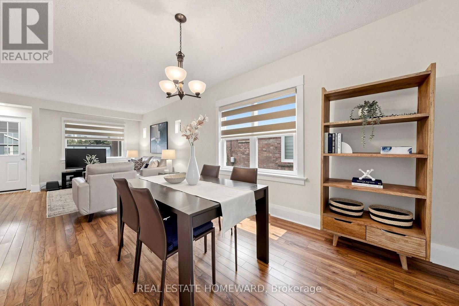 249 Queensdale Avenue, Toronto, Ontario  M4C 2B3 - Photo 11 - E13853860