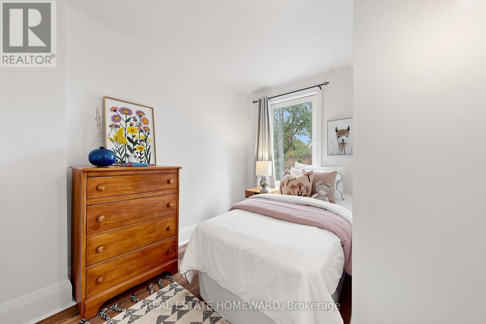 249 Queensdale Avenue, Toronto, Ontario  M4C 2B3 - Photo 30 - E13853860
