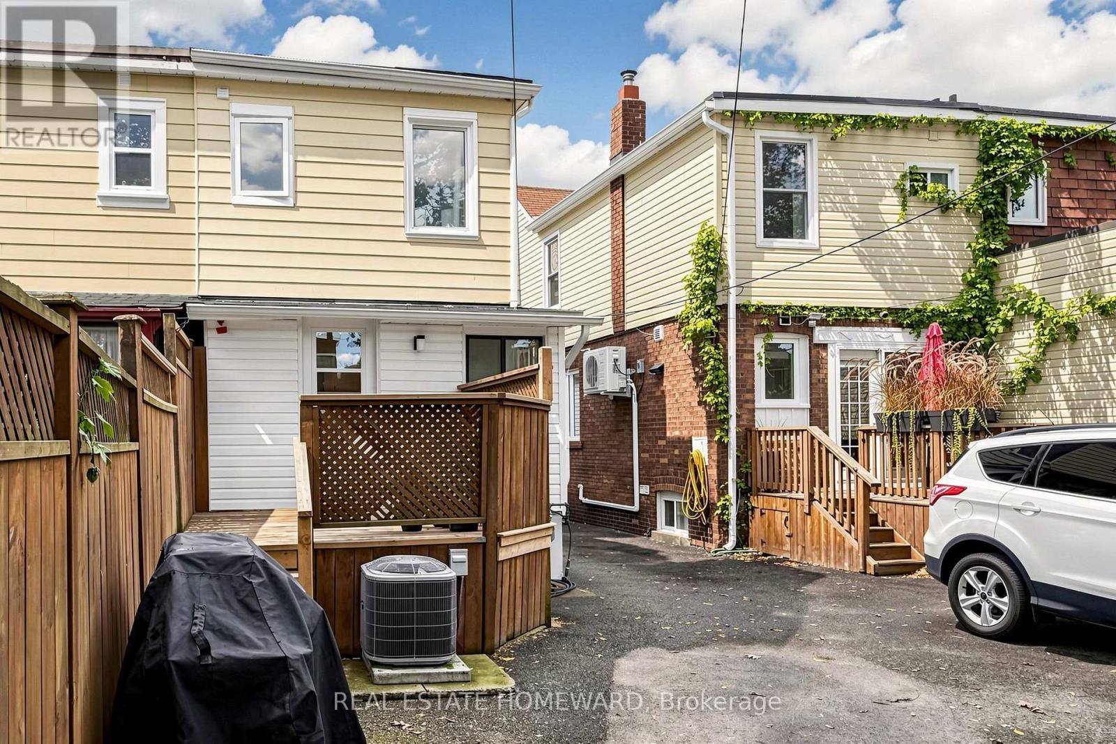 249 Queensdale Avenue, Toronto, Ontario  M4C 2B3 - Photo 40 - E13853860