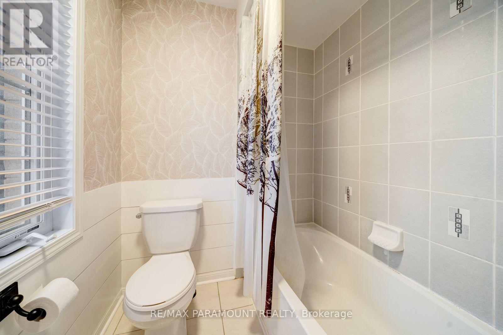 54 Sidney Rundle Avenue, Clarington, Ontario  L1C 3K2 - Photo 35 - E13852078