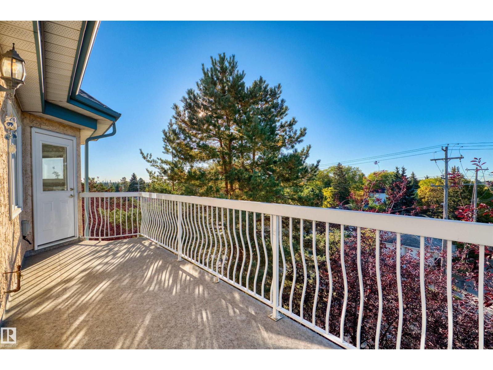 #408 10610 76 ST NW