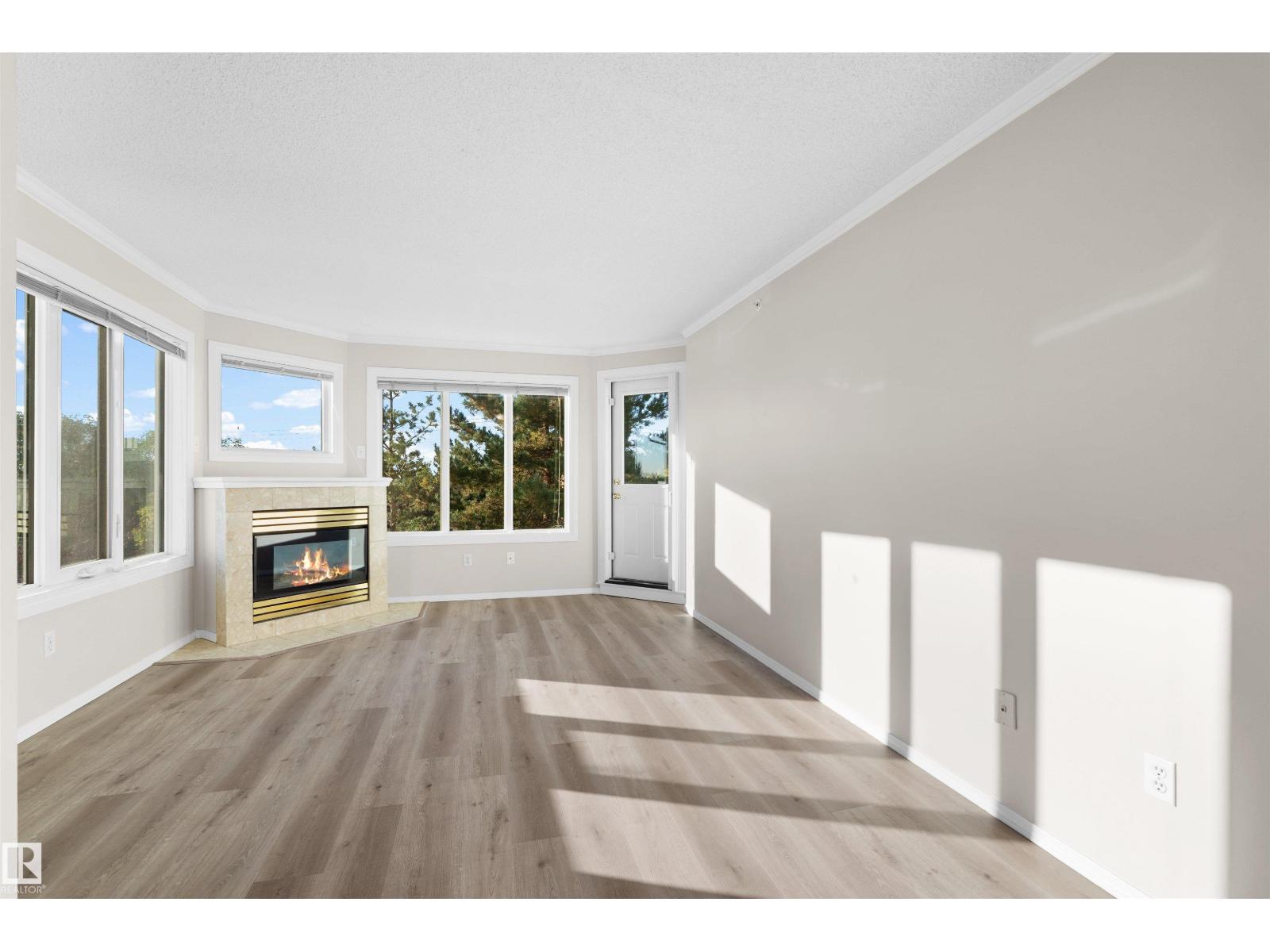 #408 10610 76 ST NW
