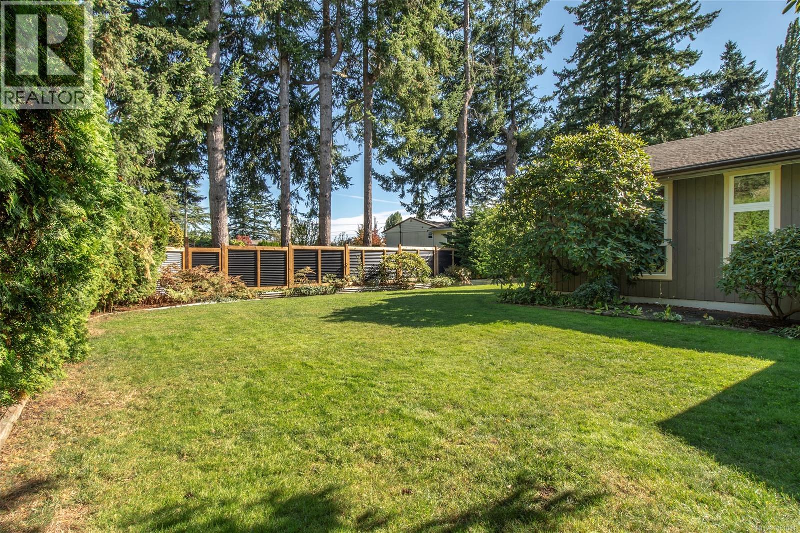 1861 Carlyle Cres, Campbell River, British Columbia  V9W 1L2 - Photo 55 - 1051031