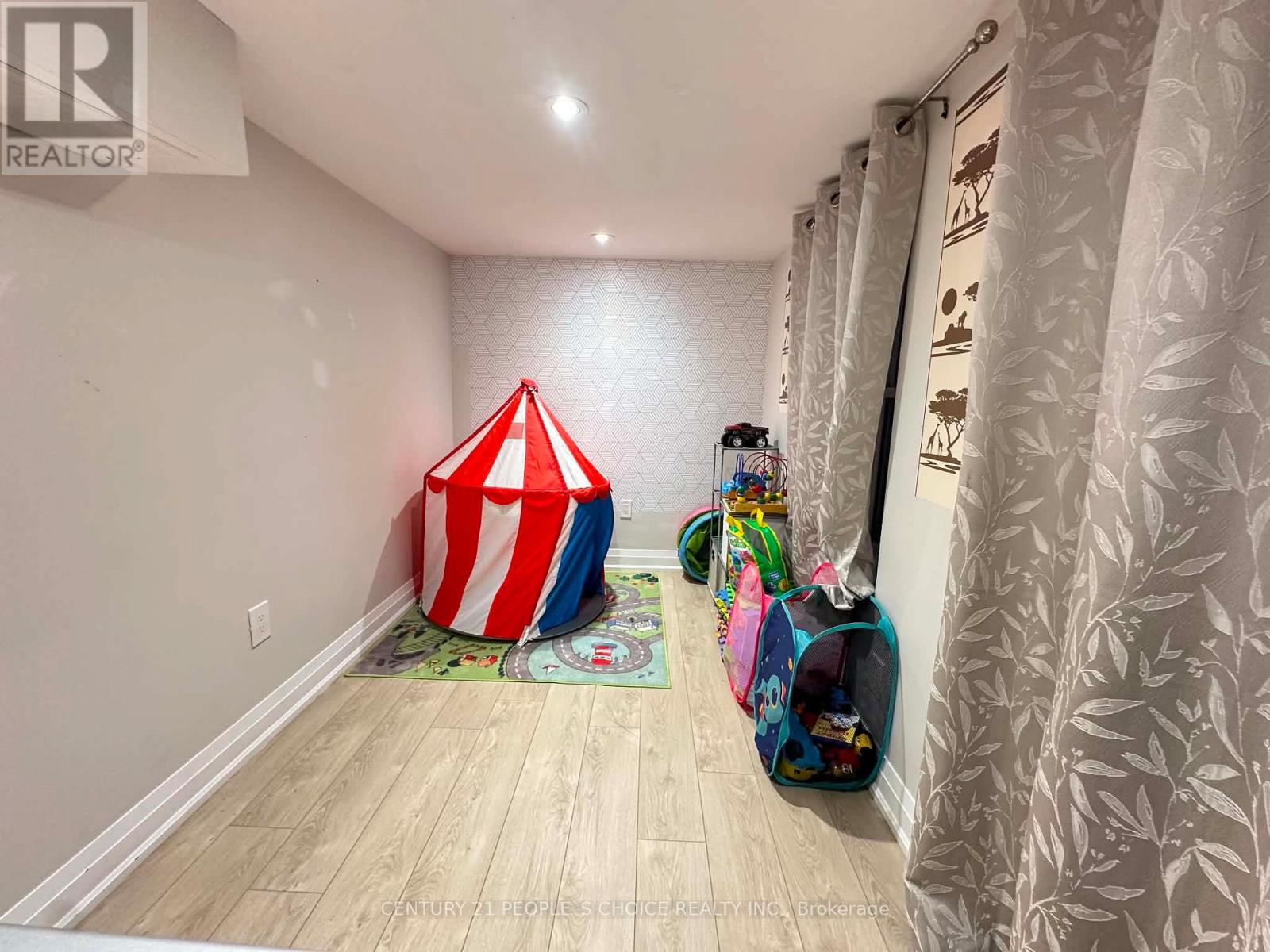 6510 Barker Street, Niagara Falls, Ontario  L2G 1Y7 - Photo 19 - X13835662