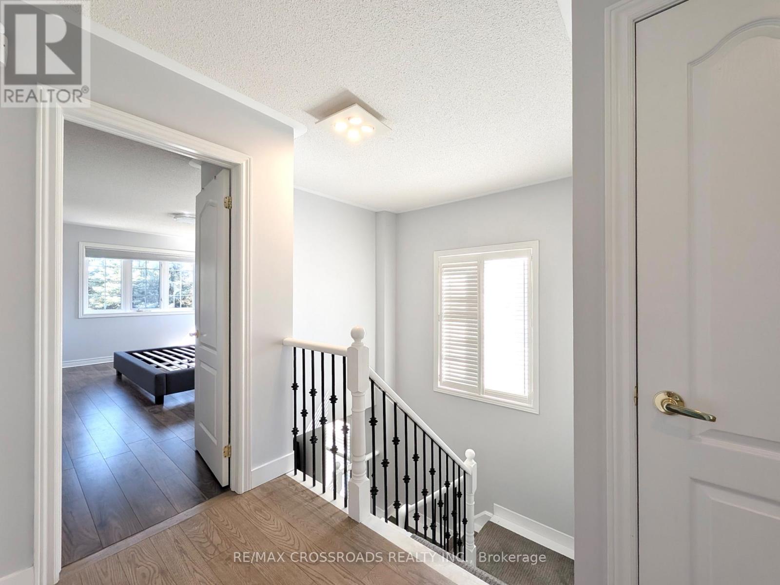 31 Loire Valley Avenue, Vaughan, Ontario  L4J 8T3 - Photo 16 - N13853536