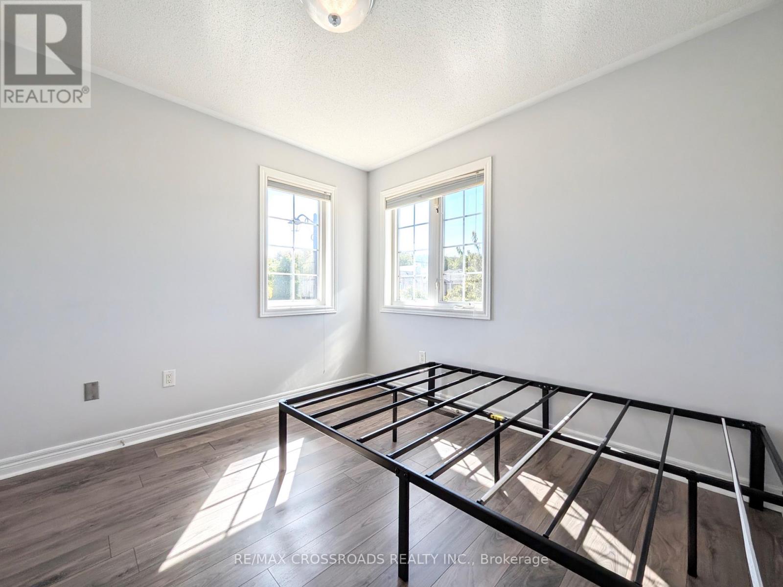 31 Loire Valley Avenue, Vaughan, Ontario  L4J 8T3 - Photo 20 - N13853536