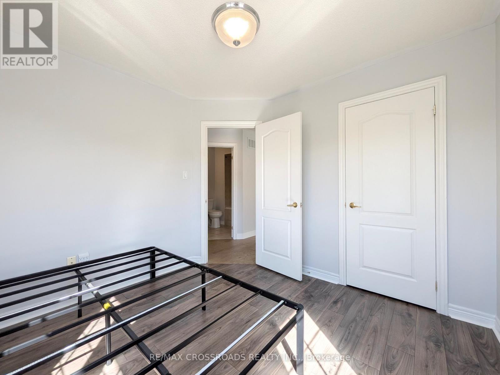 31 Loire Valley Avenue, Vaughan, Ontario  L4J 8T3 - Photo 21 - N13853536