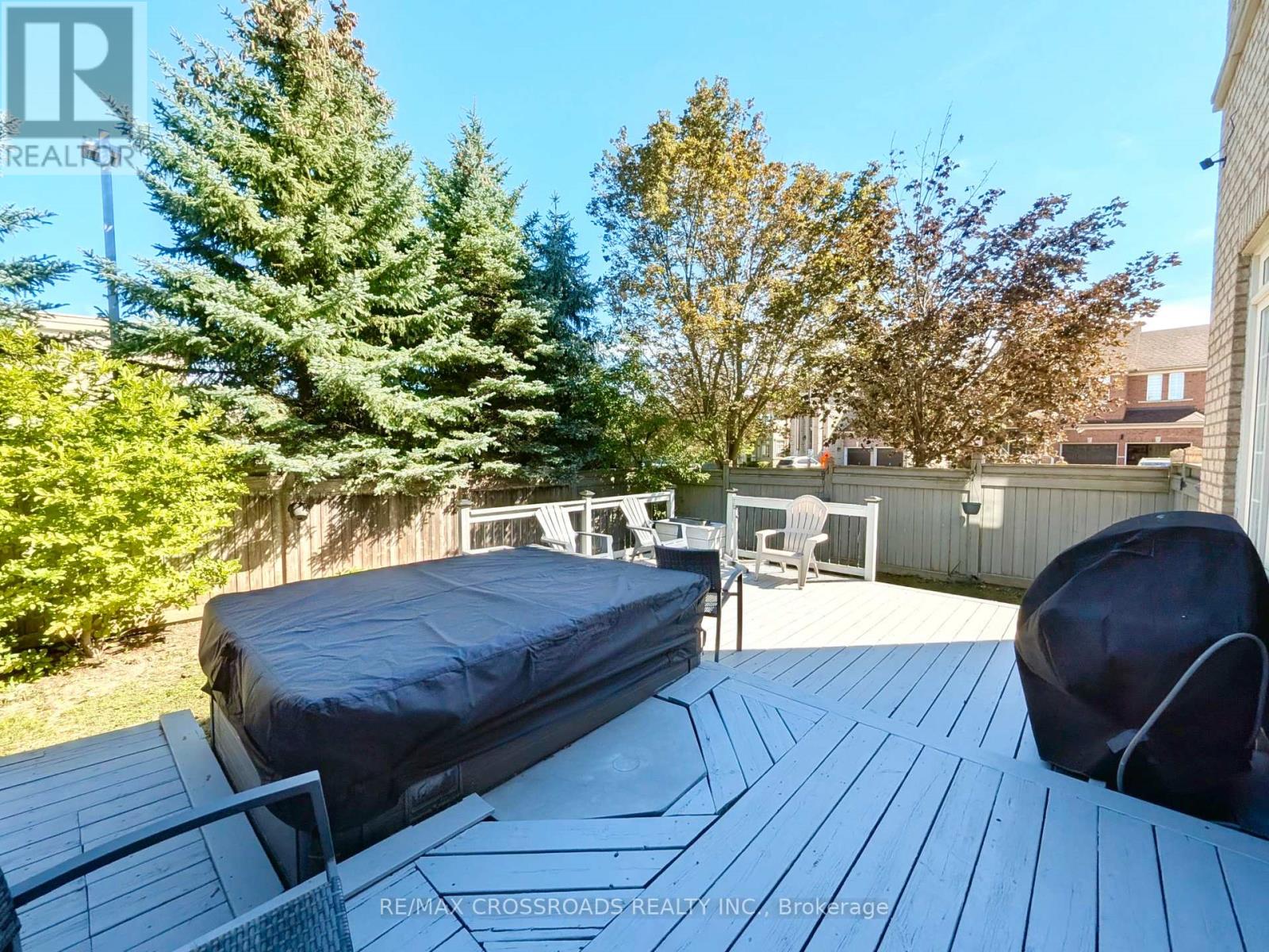 31 Loire Valley Avenue, Vaughan, Ontario  L4J 8T3 - Photo 34 - N13853536