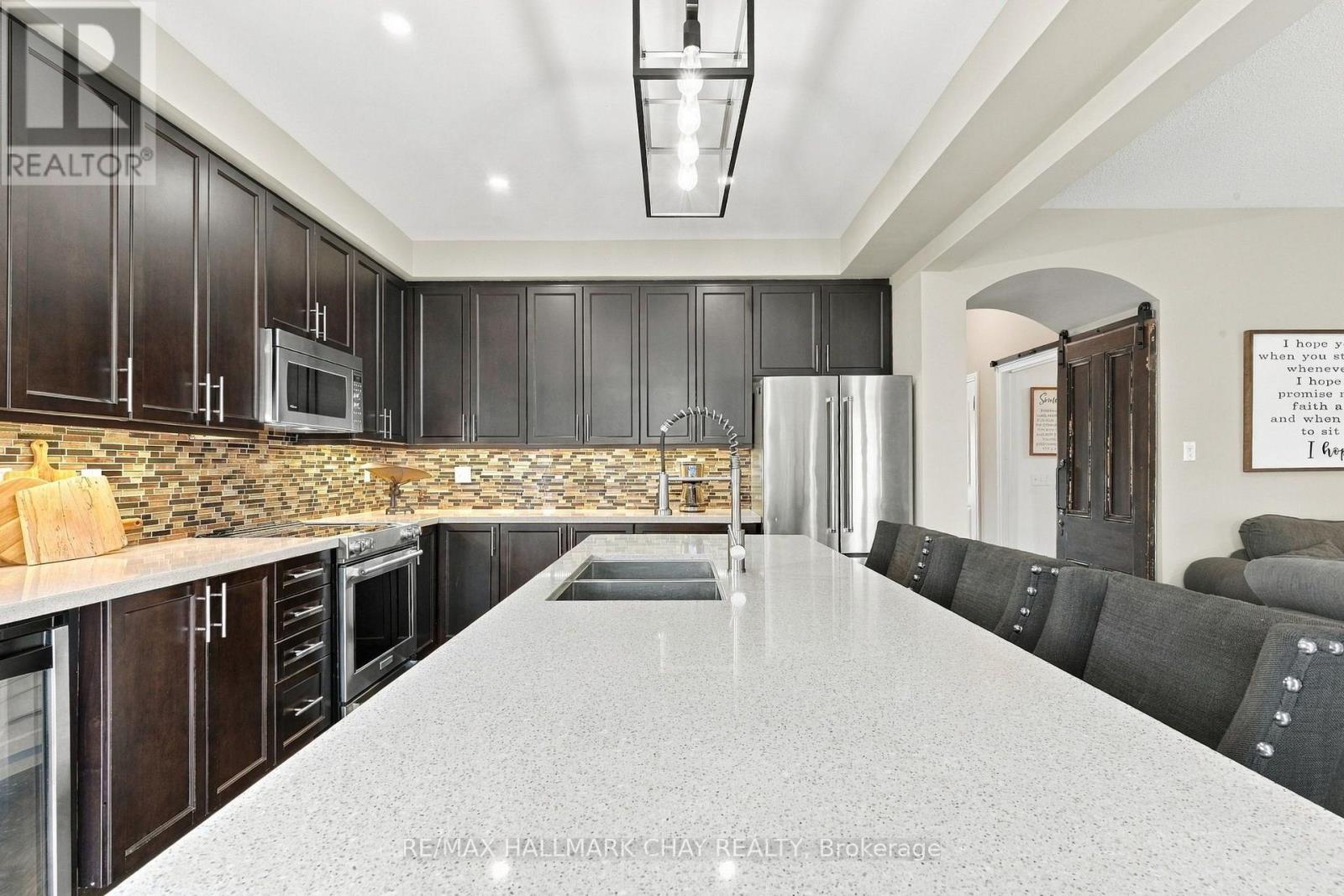 2 Nadmarc Court, Essa (Angus), Ontario  L0M 1B4 - Photo 18 - N13853914