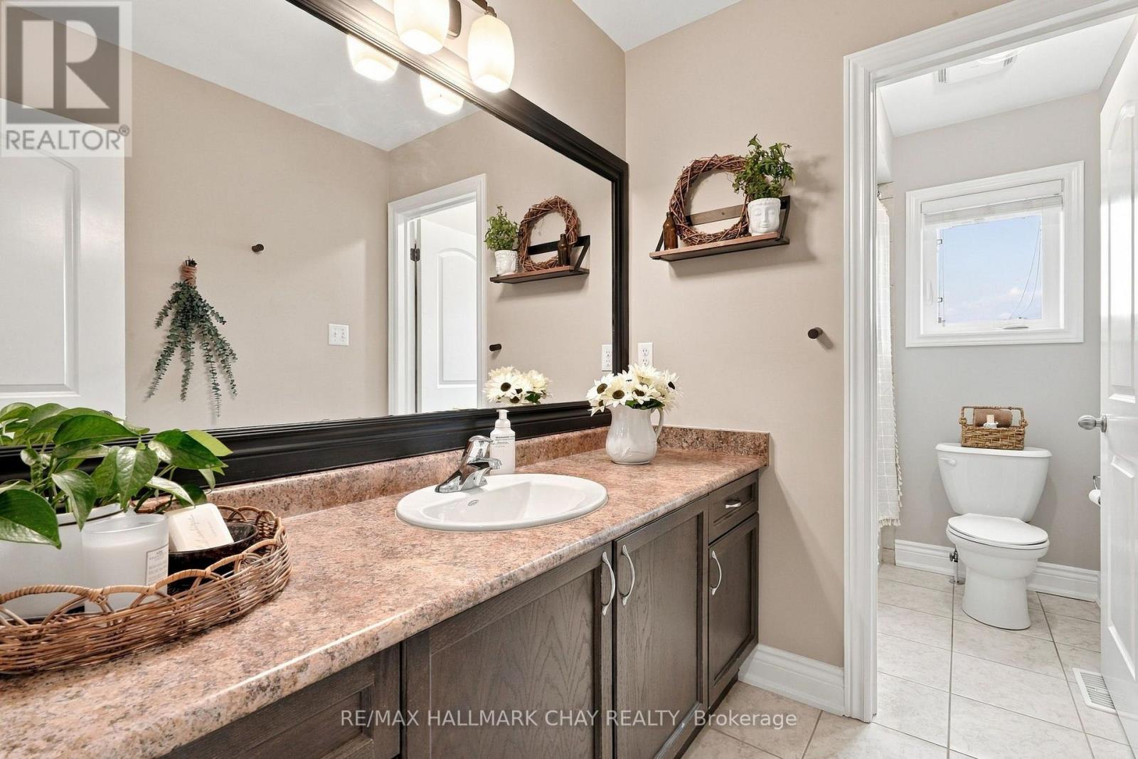 2 Nadmarc Court, Essa (Angus), Ontario  L0M 1B4 - Photo 33 - N13853914